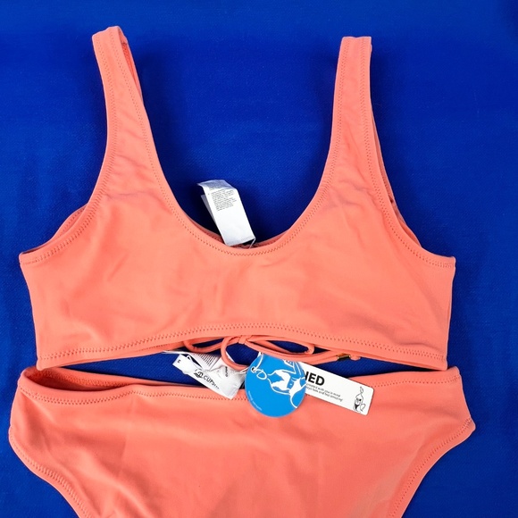 👙NWT🤩 |•CUPSHE•| Peach Two Piece Bikini Set Size Medium - Picture 5 of 7